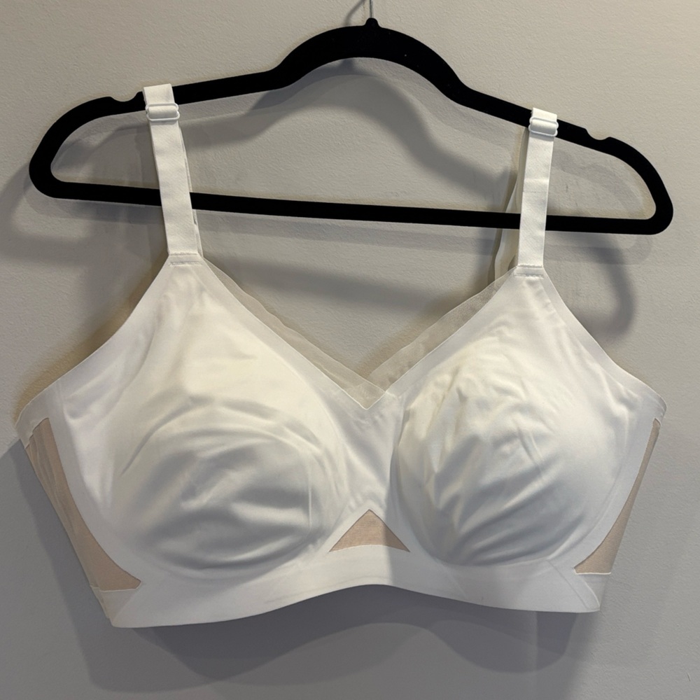 Honeylove Crossover Bra in Sand Size 1X-L - Picture 5 of 12